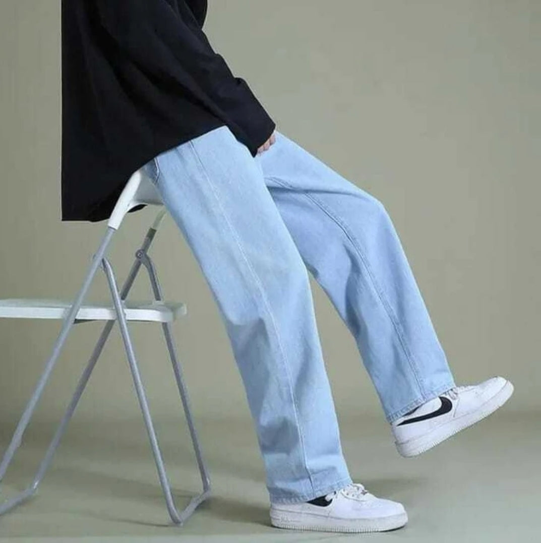 Men’s Light Blue Loose Fit Denim Jeans – Casual Streetwear Baggy Pants